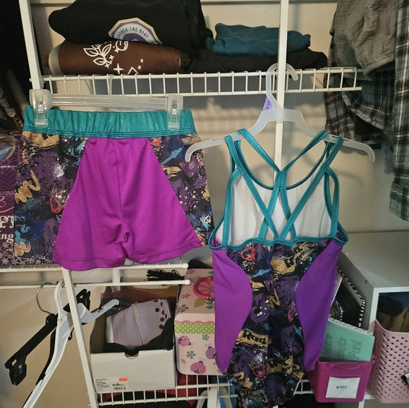 AM Gymnastics Leotard & shorts set - Picture 2 of 4